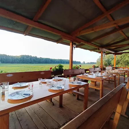 Апартаменты Zmaj Ognjeni Etno Concept Kupinovo Экстерьер фото